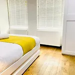 Fancy Flat In Central London